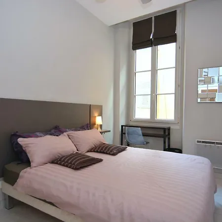 Апартаменты Je Suis A Ницца